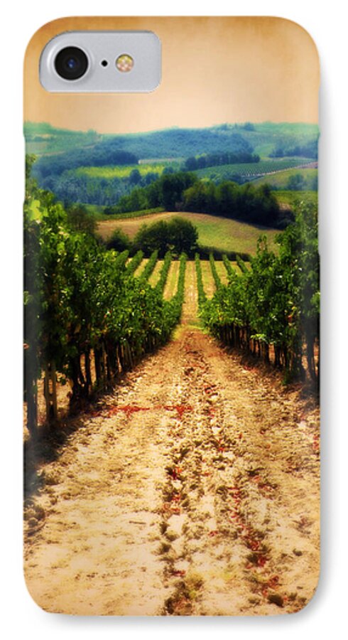 Vigneto Toscana iPhone 8 Case featuring the photograph Vigneto Toscana by Micki Findlay