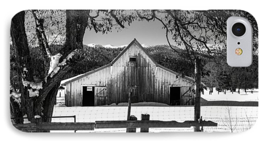 Snowy Barn iPhone 8 Case featuring the photograph Ye Old Barn by Randy Wood