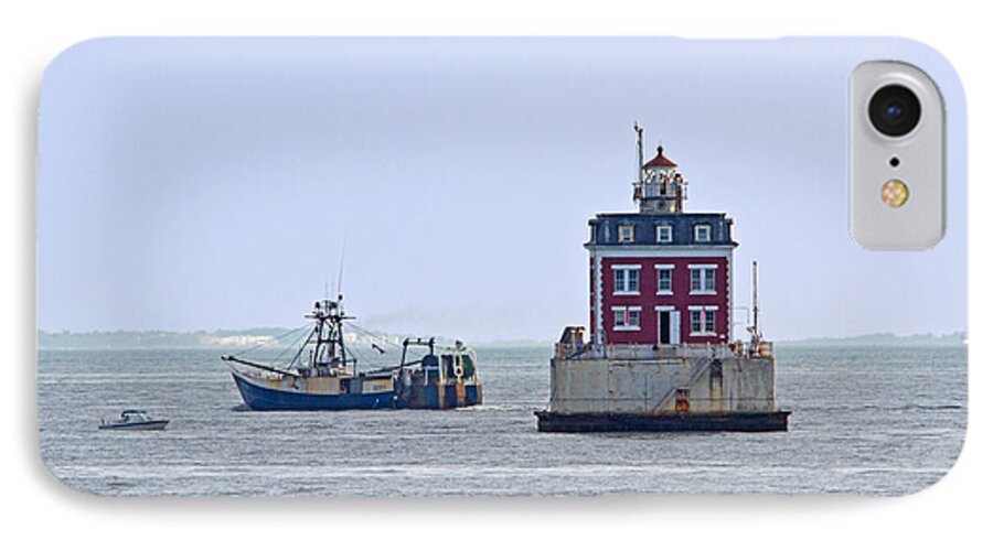 Ledge Lighthouse iPhone 8 Case featuring the photograph New London Ledge lighthouse. by David Freuthal