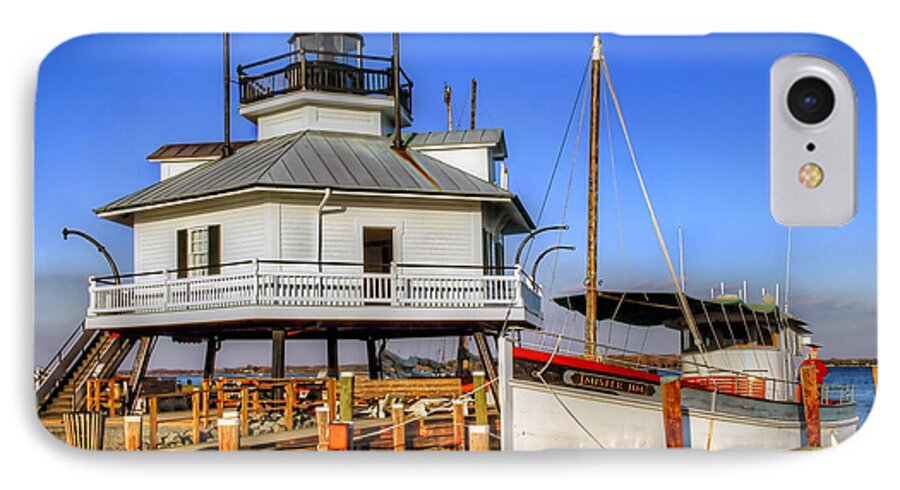 St Michaels Lighthouse iPhone 8 Case featuring the photograph St Michaels Lighthouse by Dave Mills