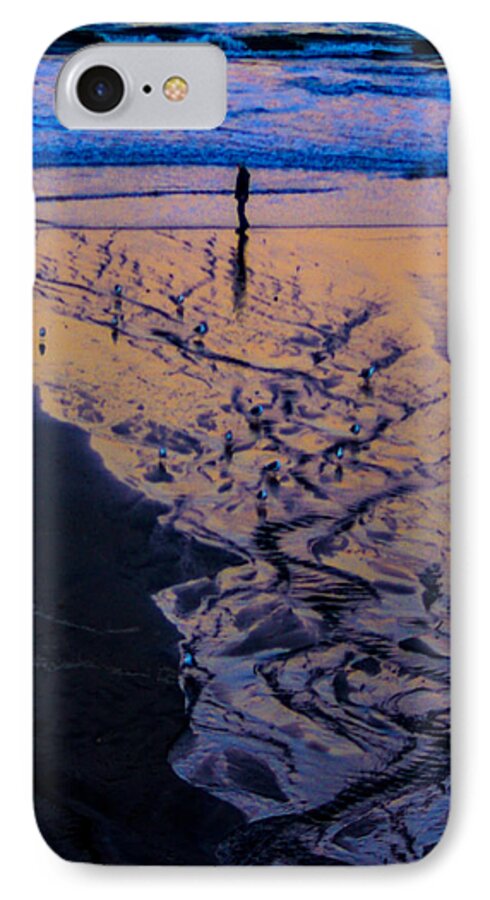 Ocean iPhone 8 Case featuring the photograph The Comming Day by Dale Stillman