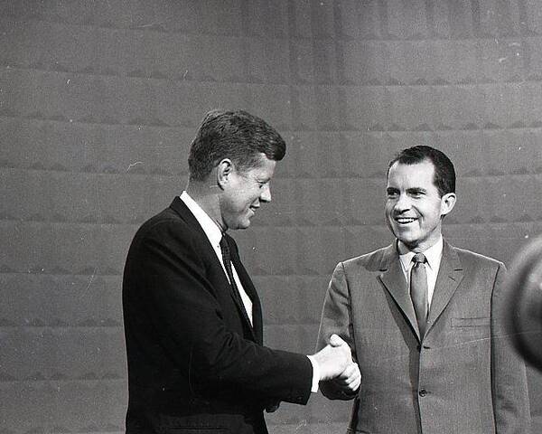 Watching the 1960 Presidential Debate Out of print. NEW Vintage Postcard JFK