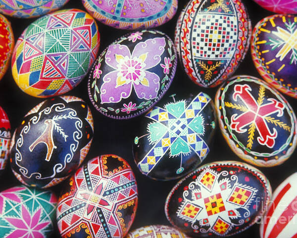 Horizontal Poster featuring the photograph Ukrainian Easter Eggs by Verlin L Biggs