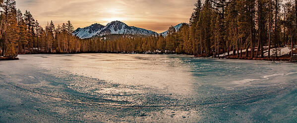 Horizontal Poster featuring the photograph Non Reflective Reflectivity by Mike Lee