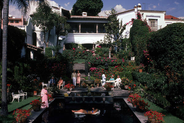1980-1989 Poster featuring the photograph Cuernavaca Villa by Slim Aarons