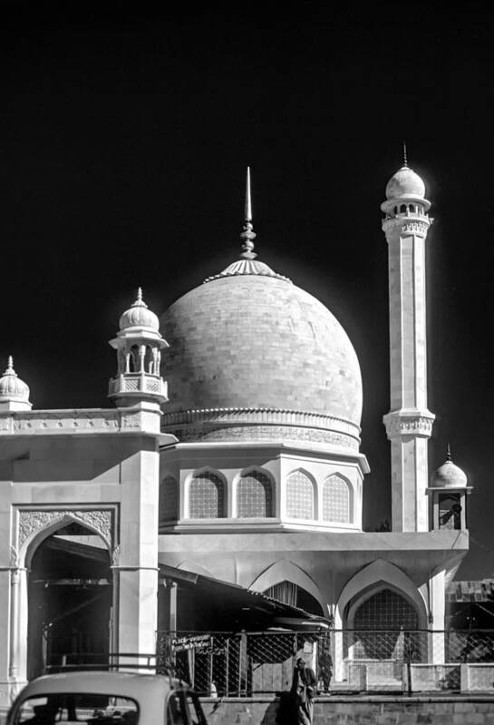 India Poster featuring the photograph Kashmir Mosque monochrome by Steve Harrington