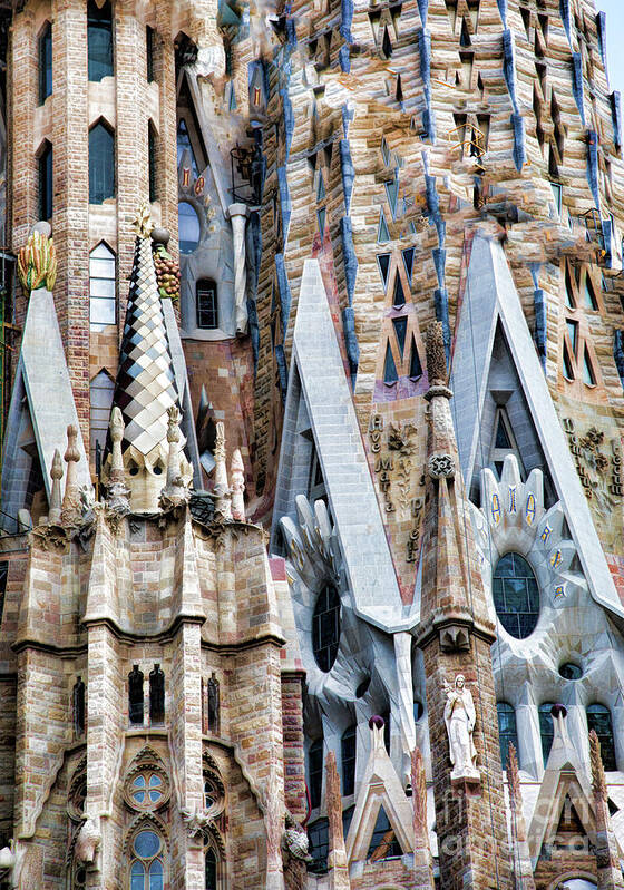 La Sagrada Familia Poster featuring the photograph Details La Sagrada Familia Color by Chuck Kuhn