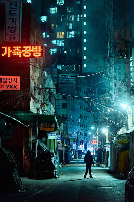 Cyberpunk Poster featuring the photograph Seoul #10 by Alberto Urra