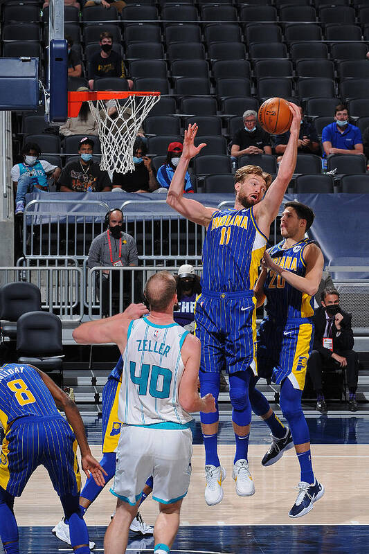 Domantas Sabonis Poster featuring the photograph Domantas Sabonis #2 by Ron Hoskins