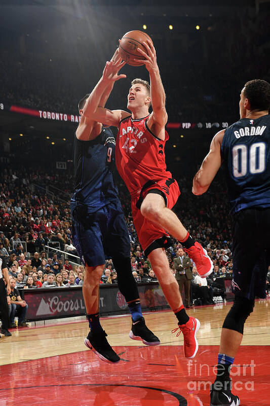 Jakob Poeltl Poster featuring the photograph Jakob Poeltl #2 by Ron Turenne
