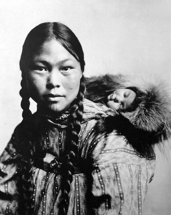 1906 Poster featuring the photograph Eskimo Woman And Child by Granger