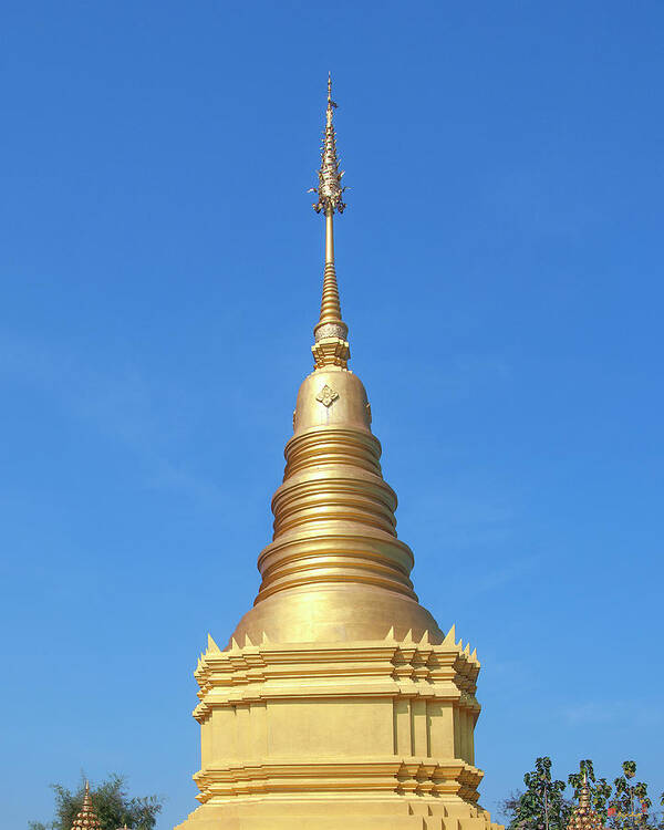 Scenic Poster featuring the photograph Wat Si Chum Phra That Chedi Pinnacle DTHLU0129 by Gerry Gantt