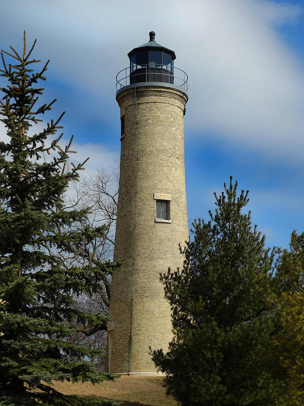 1866 Poster featuring the photograph Kenosha Southpoint Lighthouse by David T Wilkinson