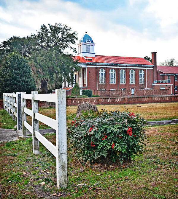 Churches Poster featuring the photograph Williamsburg Presbyterian II by Linda Brown