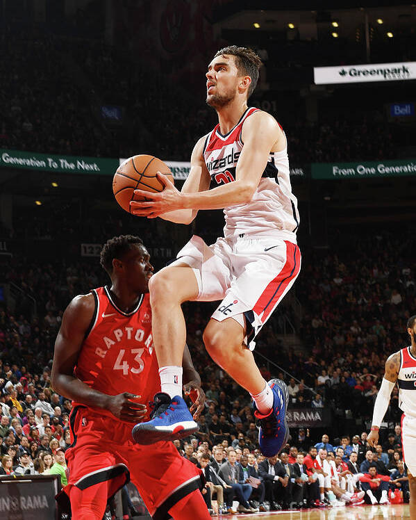 Nba Pro Basketball Poster featuring the photograph Washington Wizards V Toronto Raptors by Ron Turenne