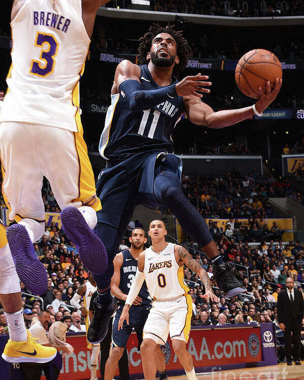 Nba Pro Basketball Poster featuring the photograph Memphis Grizzlies V Los Angeles Lakers by Andrew D. Bernstein