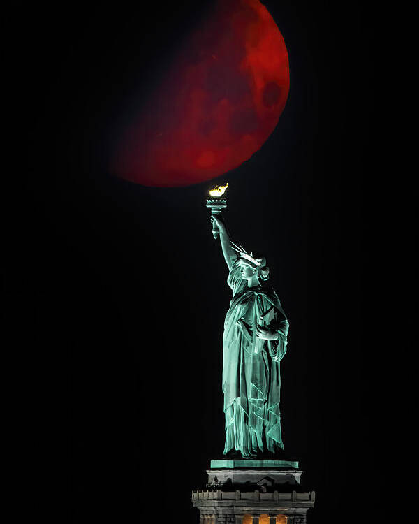 Moon Poster featuring the photograph Statue Of Liberty And Moonset by Hua Zhu