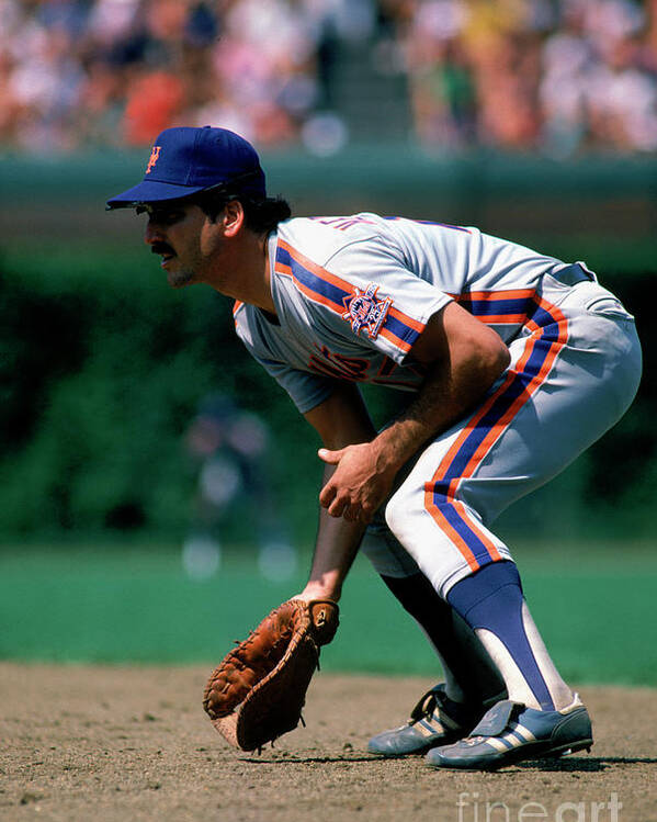Keith Hernandez Poster by Ron Vesely - MLB Photo Store
