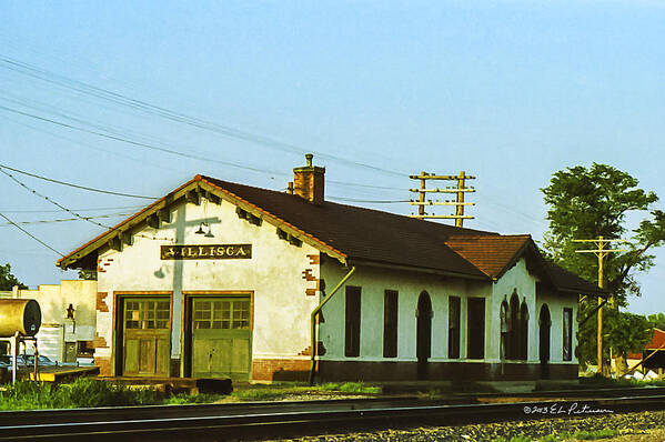 Villisca Ia Poster featuring the photograph Villisca Train Depot by Ed Peterson