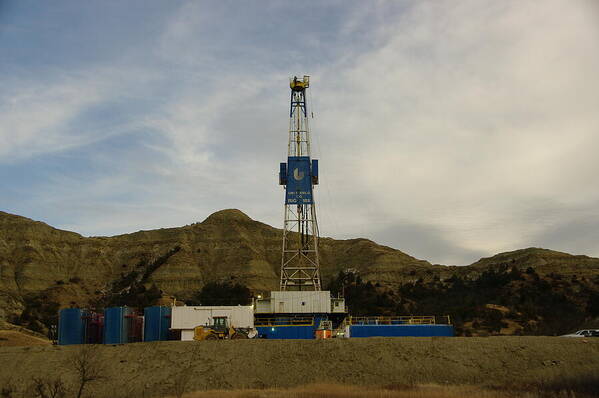 Oil Poster featuring the photograph Nabors Rig 103 by Jeff Swan