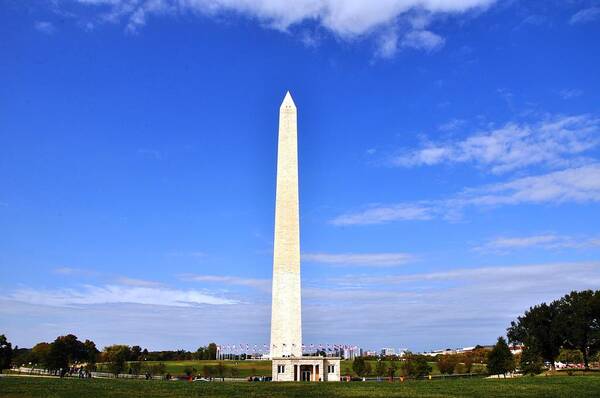 Washington Monument Poster featuring the photograph Washington Monument by Andrew Dinh