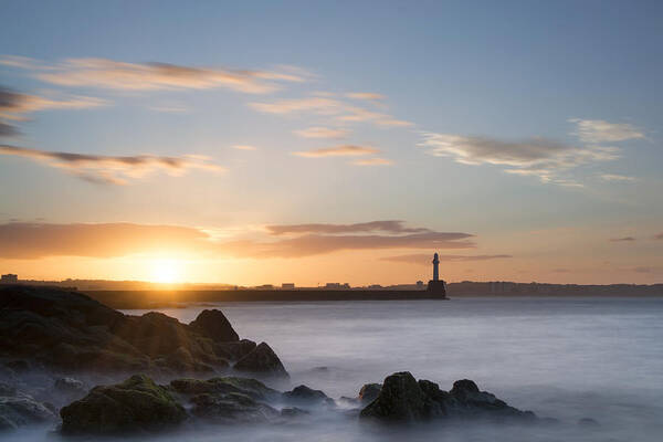 Aberdeen Poster featuring the photograph Aberdeen Sunset by Veli Bariskan