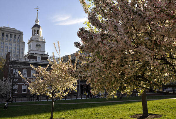 Independence Hall Poster featuring the photograph Independence Hall by Andrew Dinh