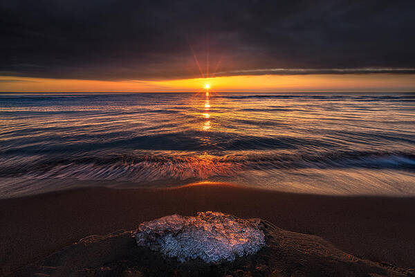 Sunrise Poster featuring the photograph Sunrise By Lake Ontario by Steven Zhou