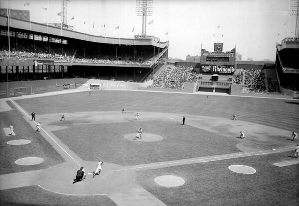 American League Baseball Poster featuring the photograph The Boston Braves And The New York Mets by New York Daily News Archive