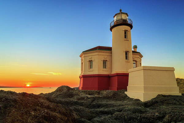 Lighthouse Poster featuring the photograph Sunset At The Bandon Lighthouse by James Eddy