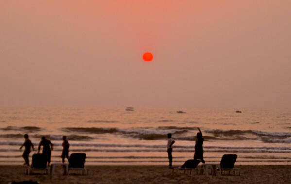 Beautiful Tropical Sunset At A Beach On An Indian Ocean Poster featuring the photograph The Orange Moon by Sher Nasser