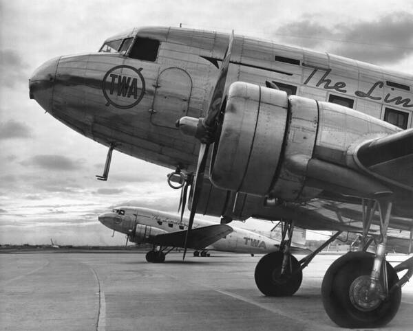 1930's Poster featuring the photograph Twa Dc-3b by Underwood Archives