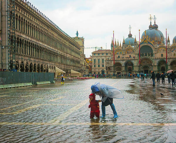 Piazza San Marco Poster featuring the photograph Splish Splash 2 by Lindsay Thomson