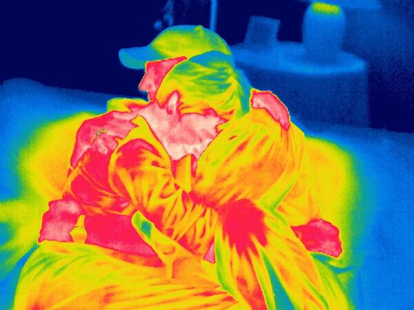 Couple Poster featuring the photograph Couple Hugging, Thermogram by Tony Mcconnell