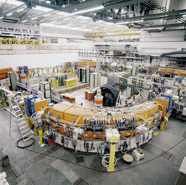 Low-energy Antiproton Ring Poster featuring the photograph Lear Apparatus by Cern/science Photo Library