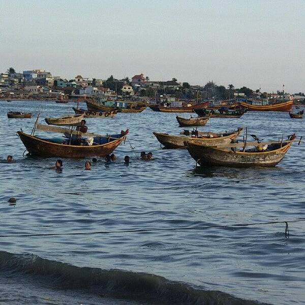  Poster featuring the photograph Fishing Boats 04 by Ray Hetzel