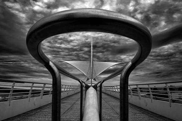 Milwaukee Art Print featuring the photograph Milwaukee Art Museum by Santiago Calatrava - framed by walkway railing by Peter Herman