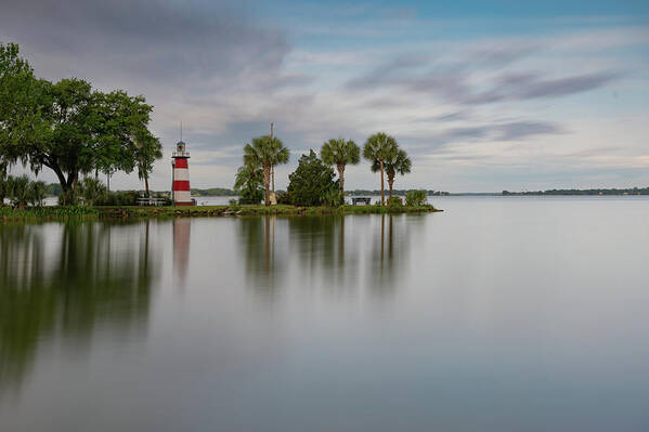 Wayne King Photography Art Print featuring the photograph Grantham Pointe Light House by Wayne King