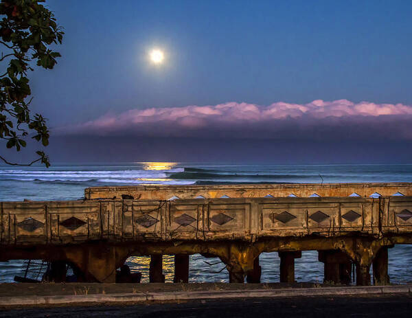 Pre-dawn Art Print featuring the photograph Mala Moonset by Mike Neal