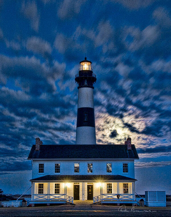Bodie Island Light Art Print featuring the photograph Moonrise at Bodie Island Light 5061 by Dan Beauvais