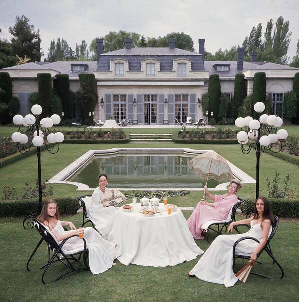 People Art Print featuring the photograph The Romanones by Slim Aarons