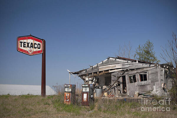 Texaco Art Print featuring the photograph Texaco Country Store by T Lowry Wilson