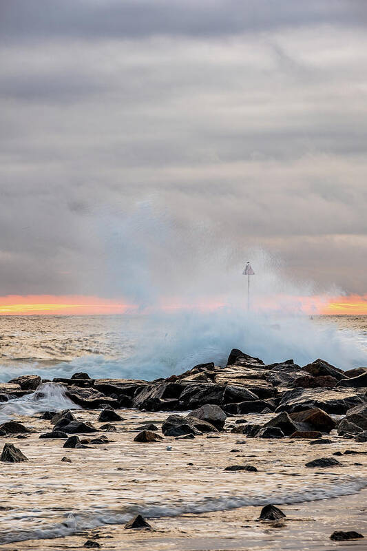 New Hampshire Art Print featuring the photograph Explosive sea 5 by Jeff Sinon