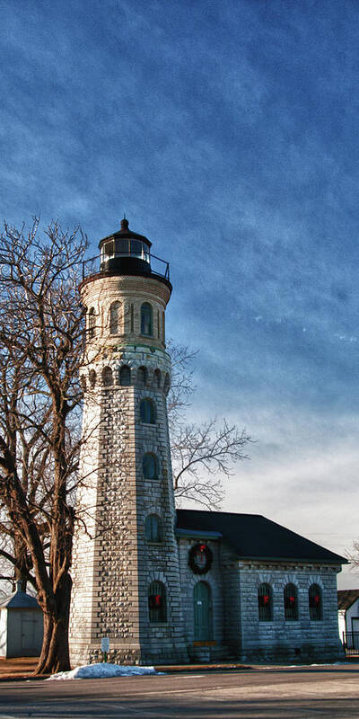 Lighthouse Art Print featuring the photograph Old Fort Niagara Lighthouse 4478 by Guy Whiteley