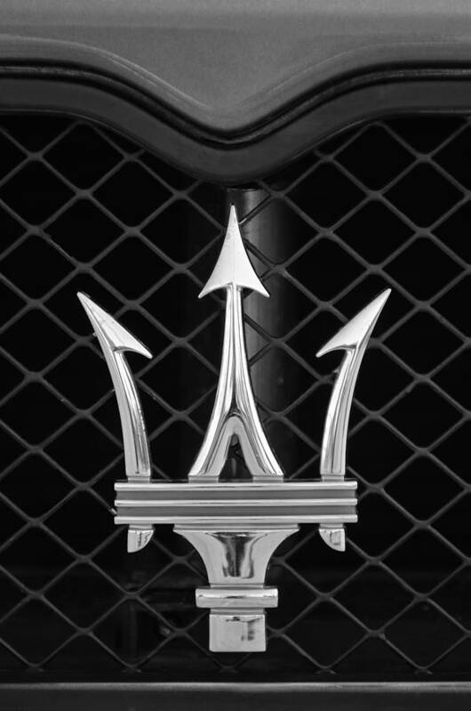 2005 Maserati Gt Coupe Corsa Emblem Art Print featuring the photograph 2005 Maserati GT Coupe Corsa Emblem by Jill Reger