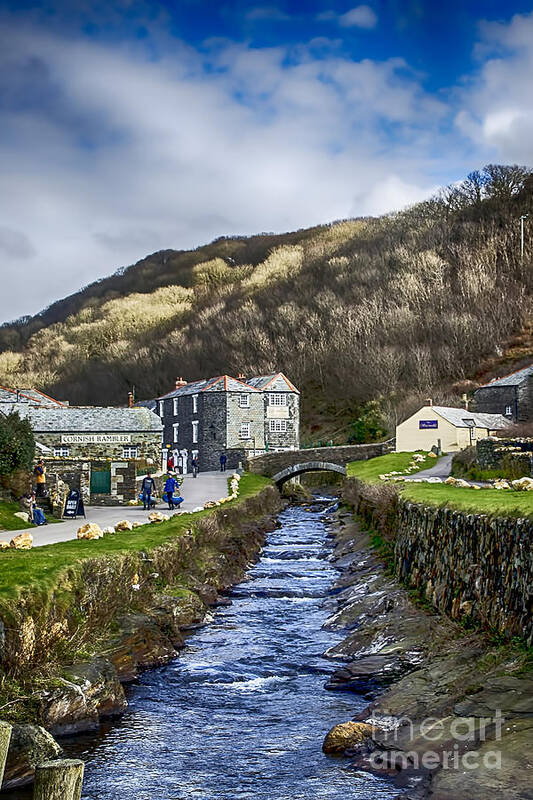 Boscastle Harbour Art Print featuring the photograph Boscastle Cornwall by Chris Thaxter