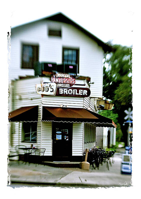 Restaurant Art Print featuring the photograph Bud's Broiler - frame by Scott Pellegrin