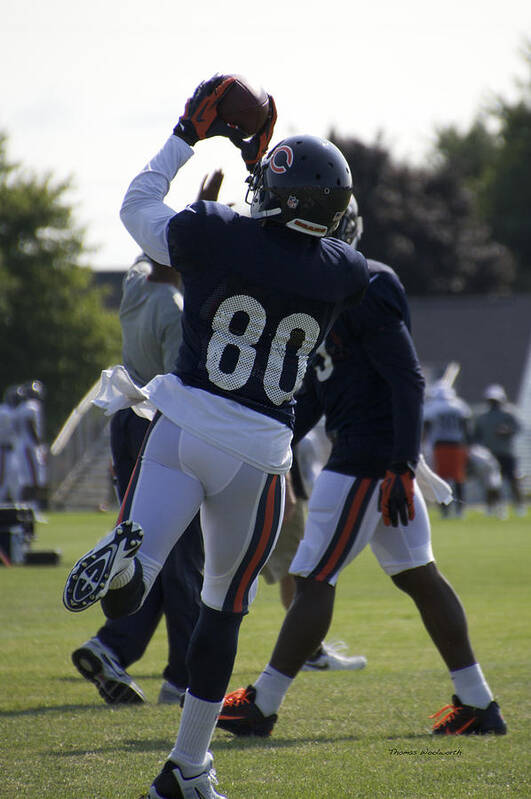 Chicago Bears Art Print featuring the photograph Chicago Bears WR Armanti Edwards Training Camp 2014 04 by Thomas Woolworth