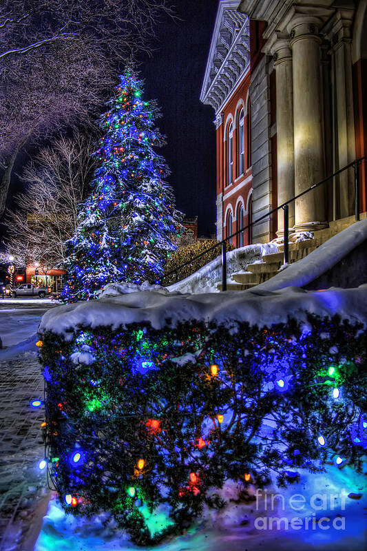 Christmas Art Print featuring the photograph Christmas On The Square by Scott Wood