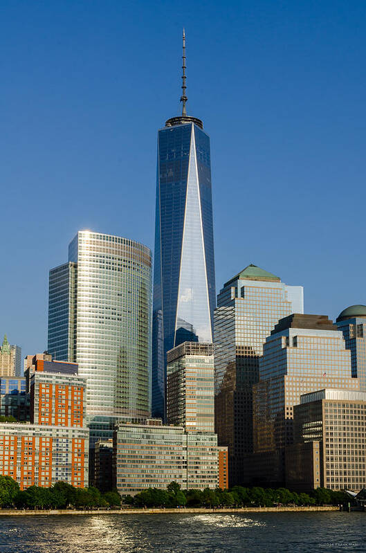 Freedom Tower Art Print featuring the photograph Freedom Tower by Frank Mari